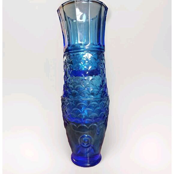 Victorian Trading Italian Seaside Mermaid Cobalt Blue Stacking Glasses Set Of 3 - Picture 7 of 9